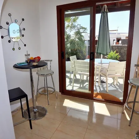 Playa Blanca Sleeps 4 Pool Wifi * Playa Blanca (Lanzarote)